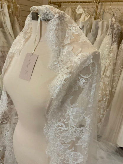 Eteri Couture - Angelina Veil