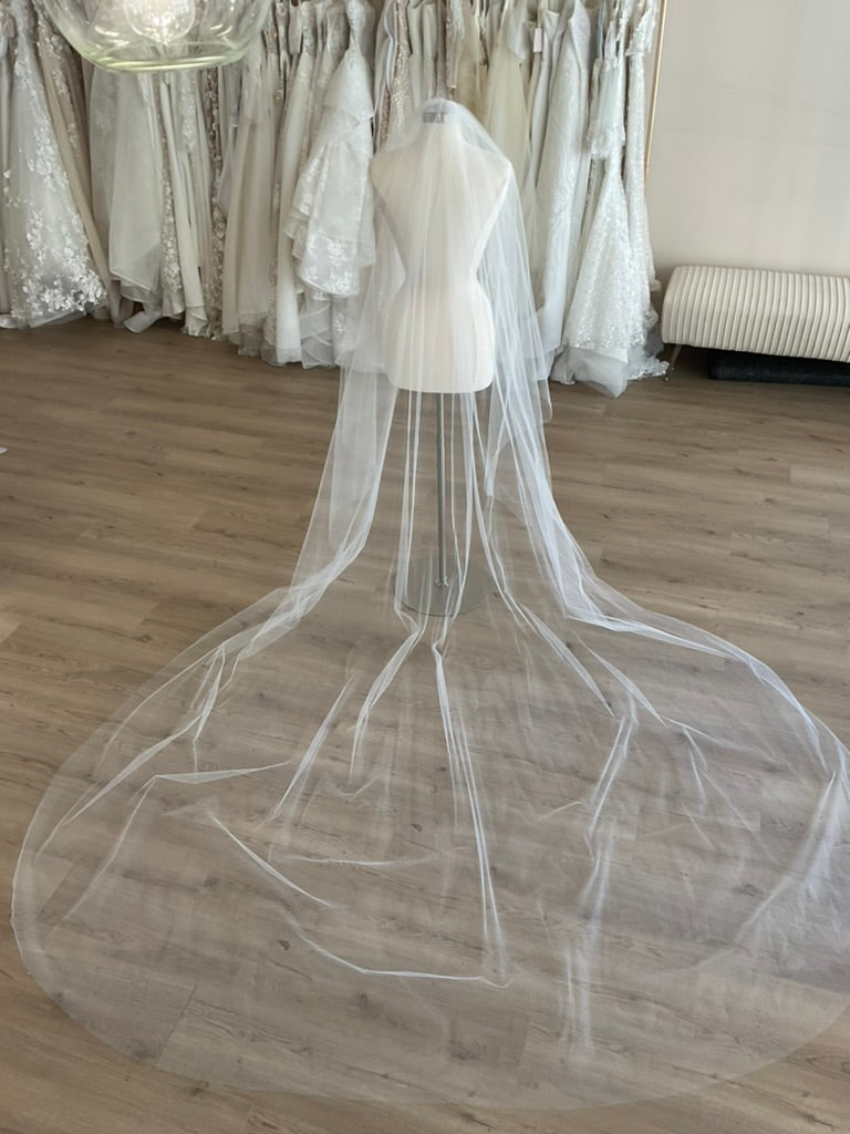 Leah da gloria veil best sale