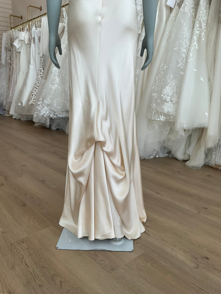 Bliss by Monique Lhuillier - BL1432 (8)