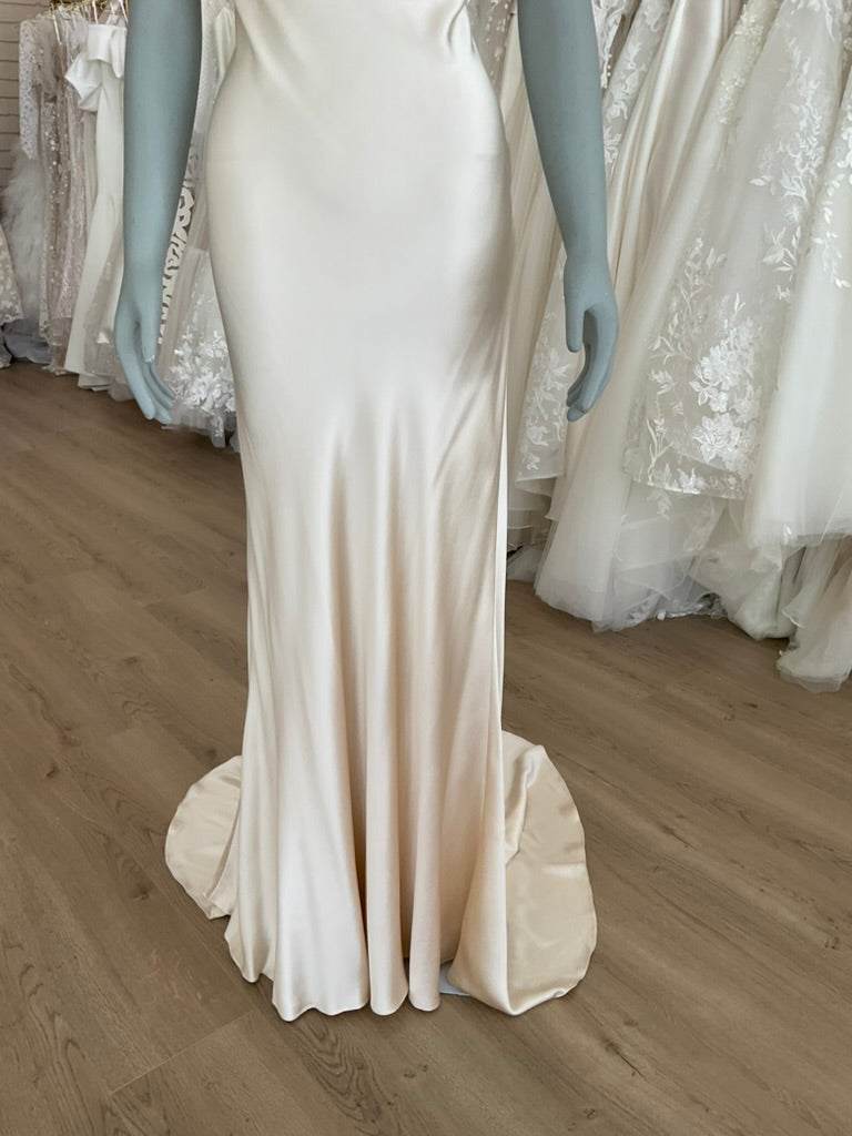 Bliss by Monique Lhuillier - BL1432 (8)