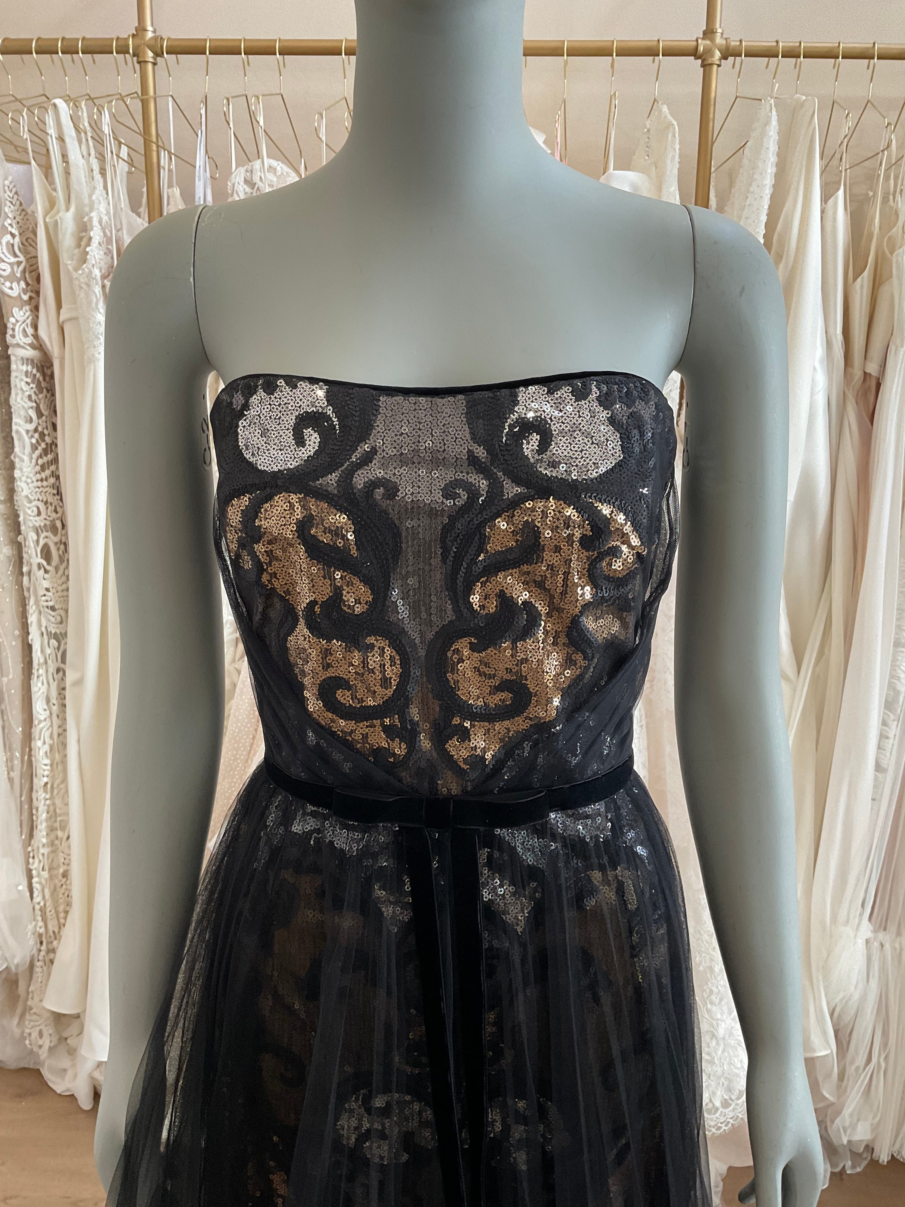 Marchesa notte black and hotsell gold dress