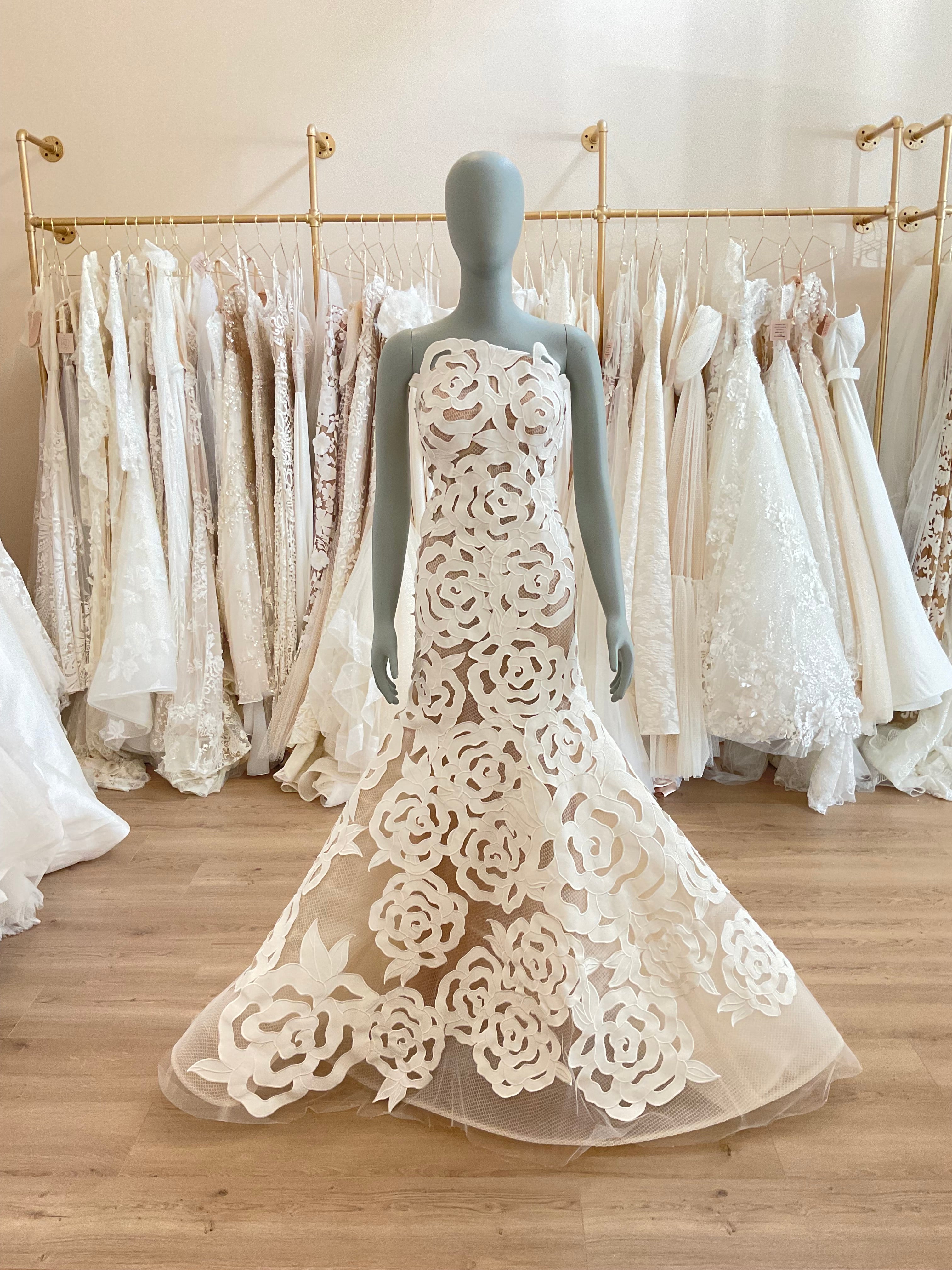 Oscar De La Renta Wedding Dress